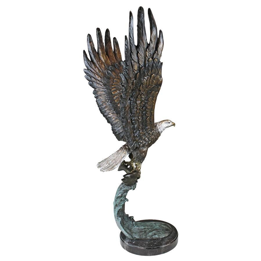 Design Toscano Majestic Eagle Cast Bronze Garden Statue KW56604