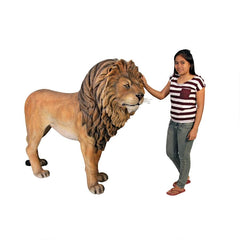 Design Toscano Life-Size "King of the Lions" Sculpture NE110101